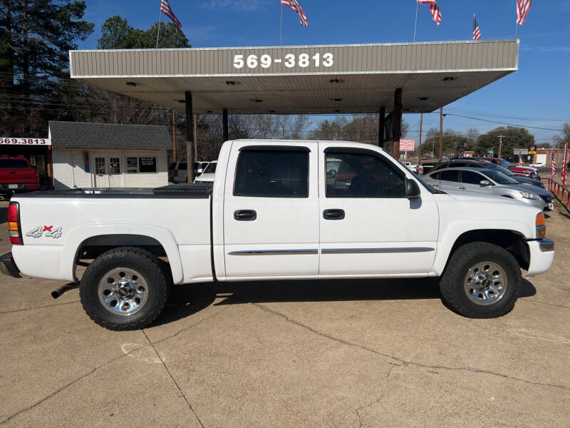 2005 GMC Sierra 1500 for sale at BOB SMITH AUTO SALES in Mineola TX