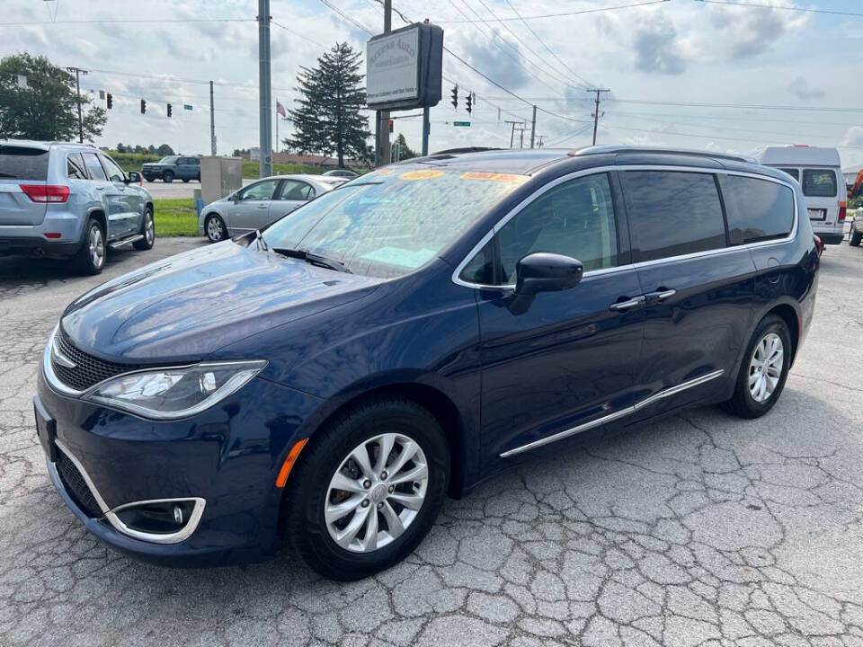 2018 Chrysler Pacifica for sale at Access Auto Wholesale & Leasing in Lowell, IN