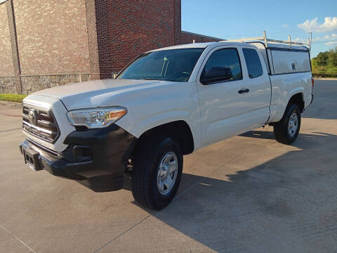 2019 Toyota Tacoma for sale at AUTO DIRECT in Houston TX