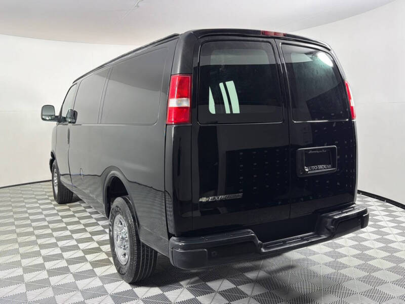 2018 Chevrolet Express 2500