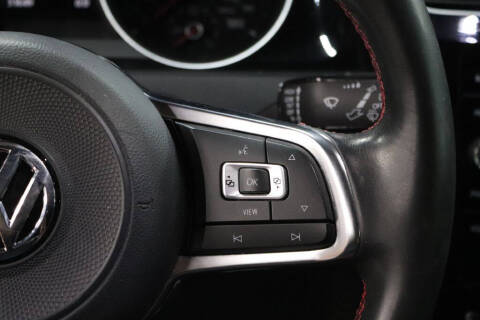 2019 Volkswagen Golf GTI S