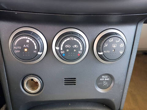 2013 Nissan Rogue SV w/SL Package