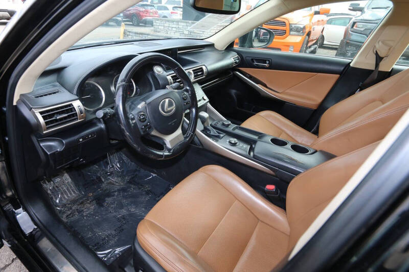 2016 Lexus IS 200t