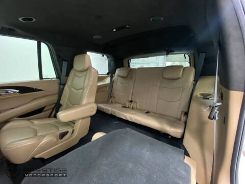 2018 Cadillac Escalade Platinum