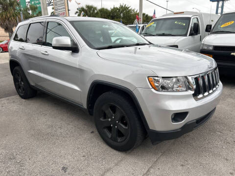 2012 Jeep Grand Cherokee Laredo X