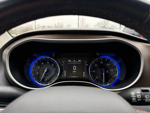2017 Chrysler Pacifica Touring-L