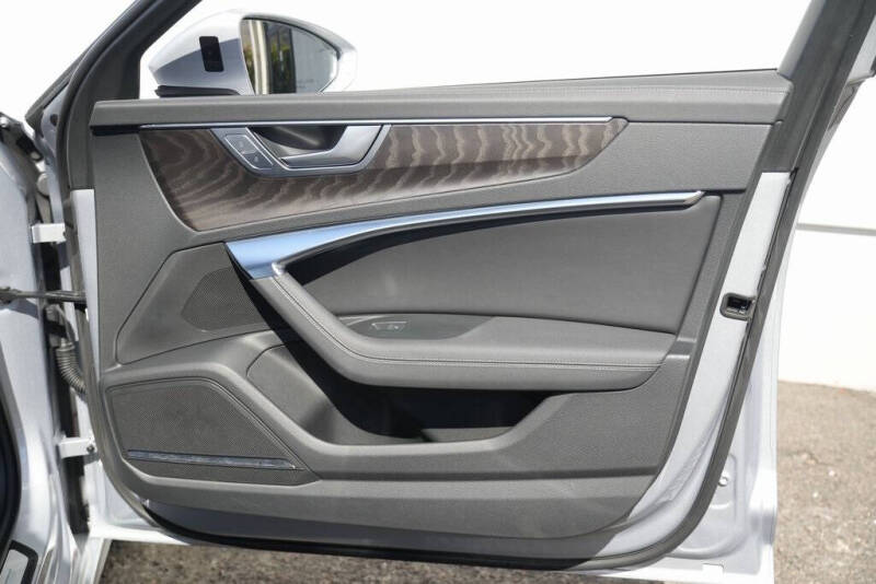 2022 Audi A6 quattro Premium Plus 55 TFSI