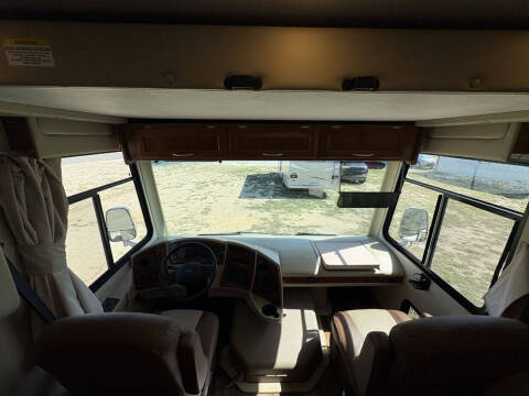 2018 Coachmen RV Pursuit