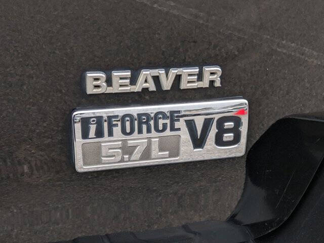 2017 Toyota Sequoia SR5