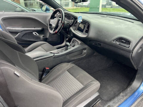 2021 Dodge Challenger SXT