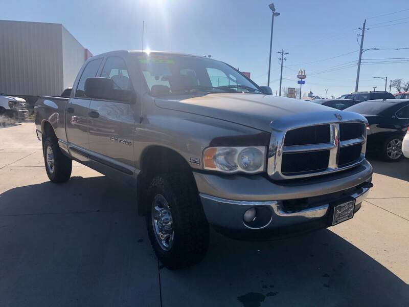 2004 Dodge Ram Pickup 2500 for sale at Zacatecas Motors Corp in Des Moines IA