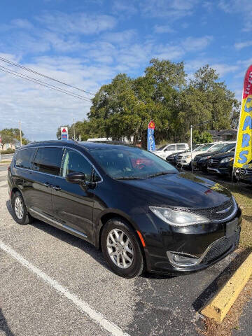 2020 Chrysler Pacifica Touring L