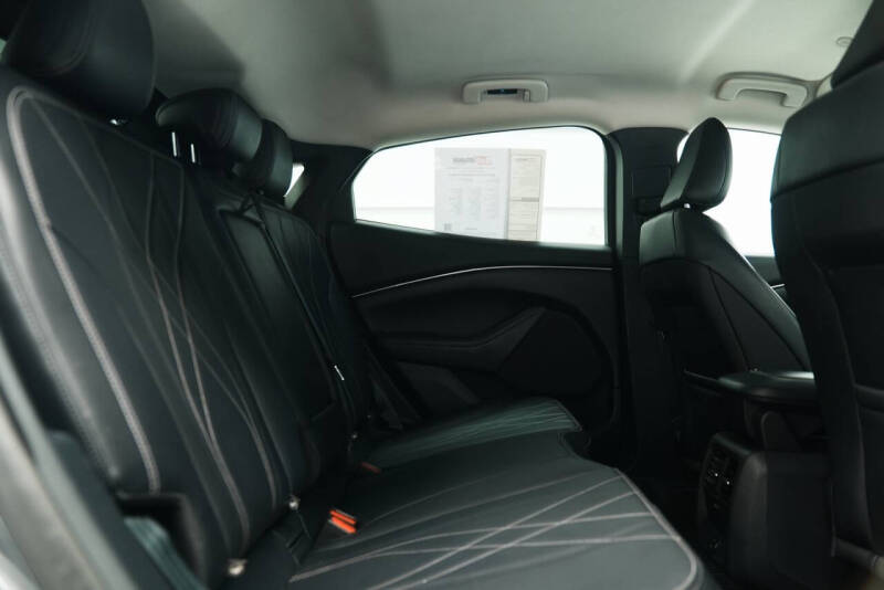 2021 Ford Mustang Mach-E Select