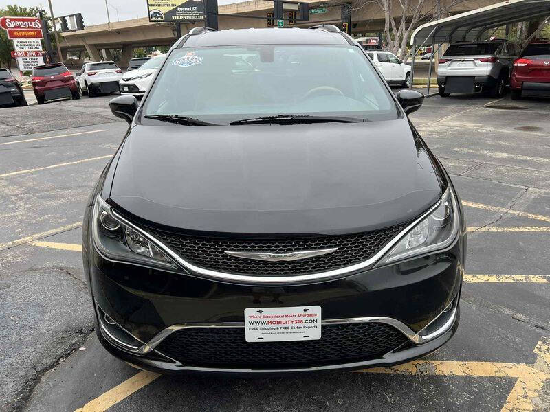 2020 Chrysler Pacifica Touring L 35th Anniversary