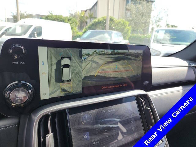 2023 Lexus LX 600 F SPORT Handling