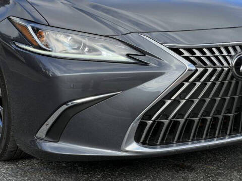 2024 Lexus ES 350 Luxury