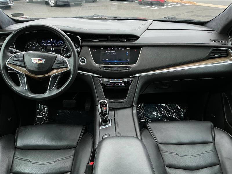 2017 Cadillac XT5 Platinum