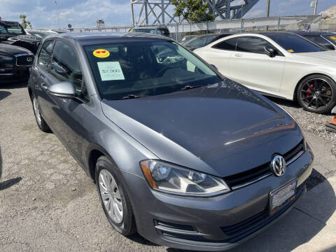 2015 Volkswagen Golf TSI S