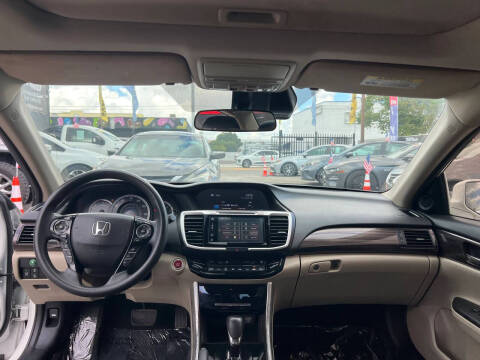 2017 Honda Accord EX w/Honda Sensing