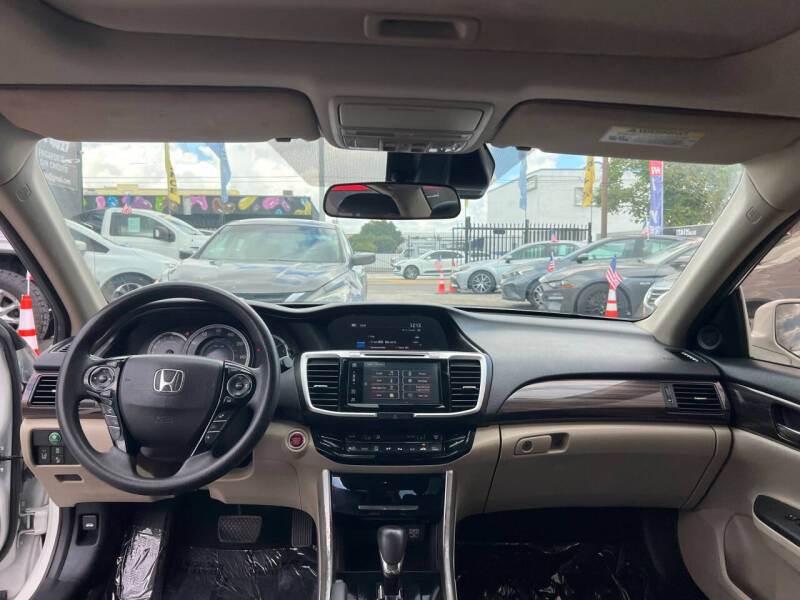 2017 Honda Accord EX w/Honda Sensing