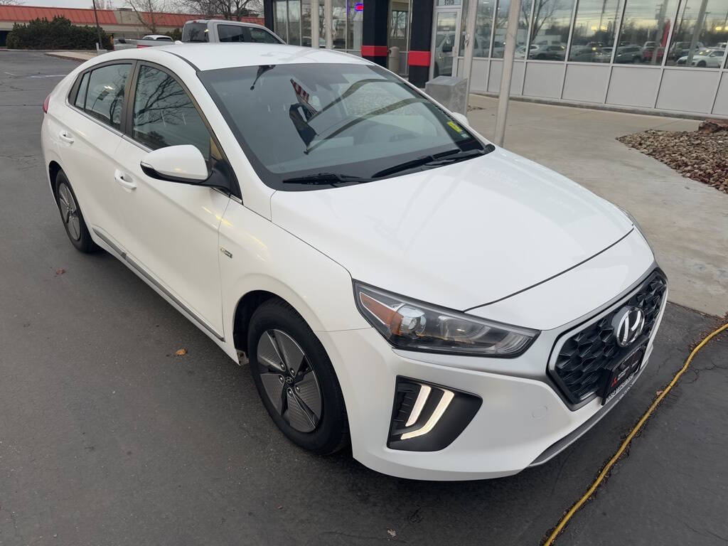 2020 Hyundai IONIQ Hybrid for sale at Axio Auto Boise in Boise, ID