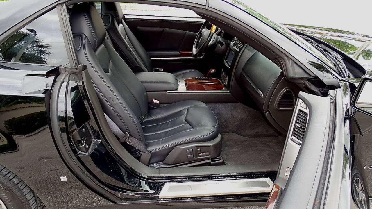 2006 Cadillac XLR 22