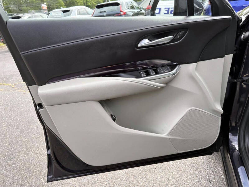 2022 Cadillac XT4 Luxury