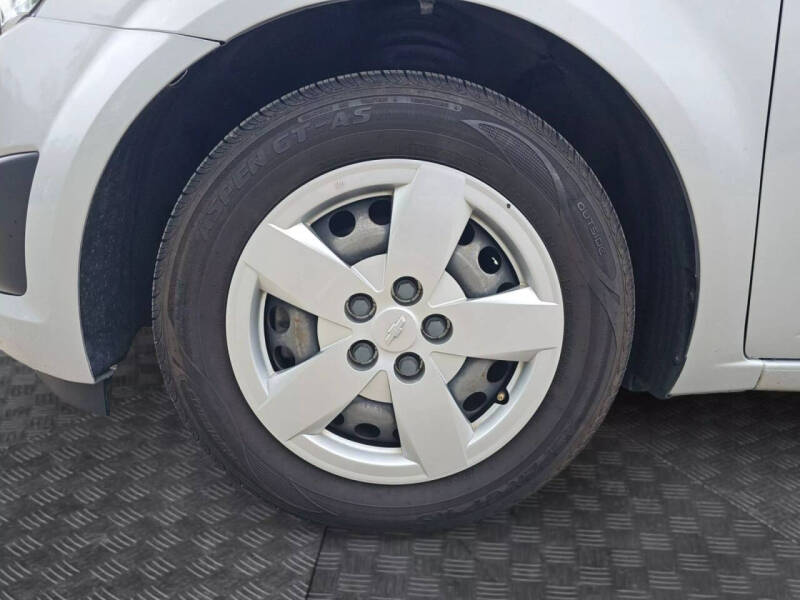 2015 Chevrolet Sonic LS Auto