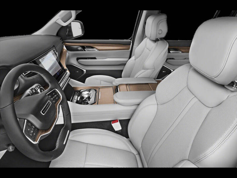 2025 Jeep Wagoneer L