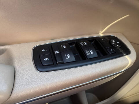 2014 Chrysler 300 C