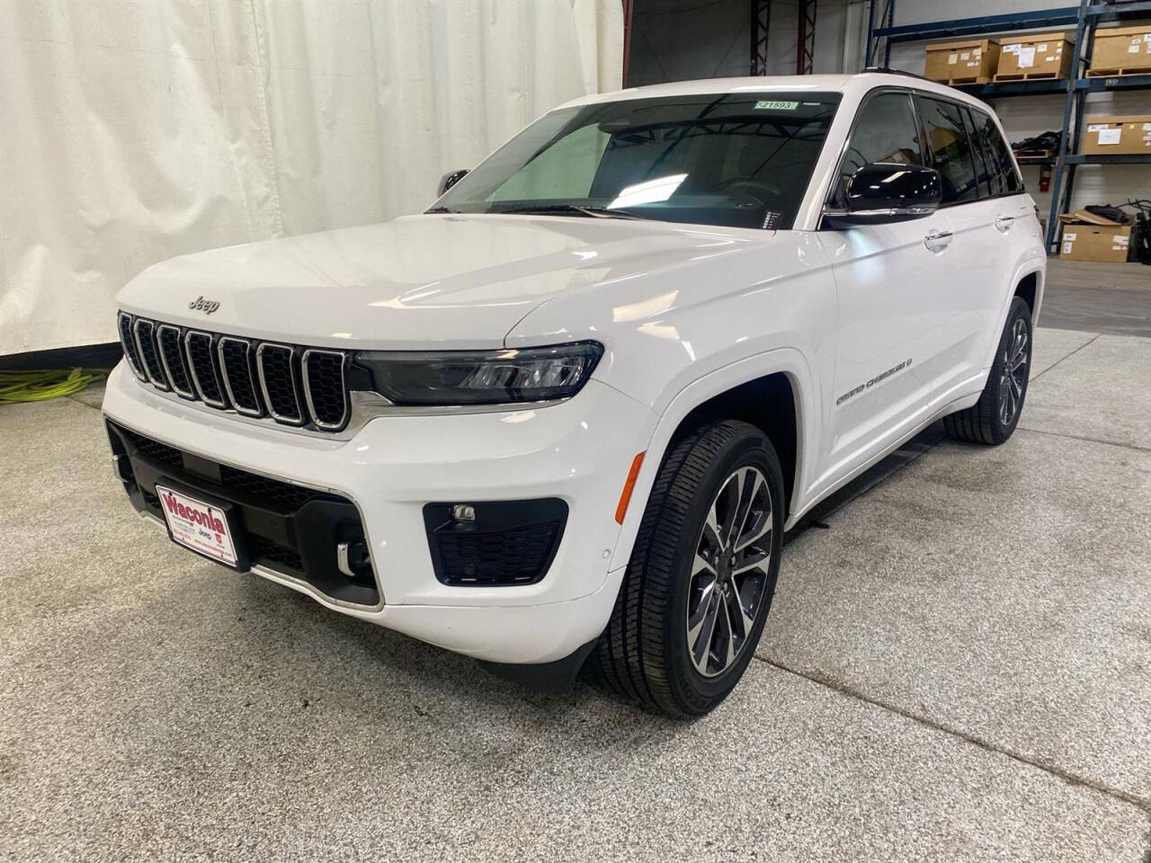 2022 Jeep Grand Cherokee for sale at Victoria Auto Sales in Victoria, MN