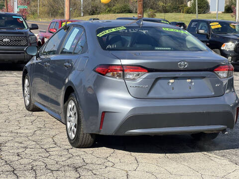 2022 Toyota Corolla LE