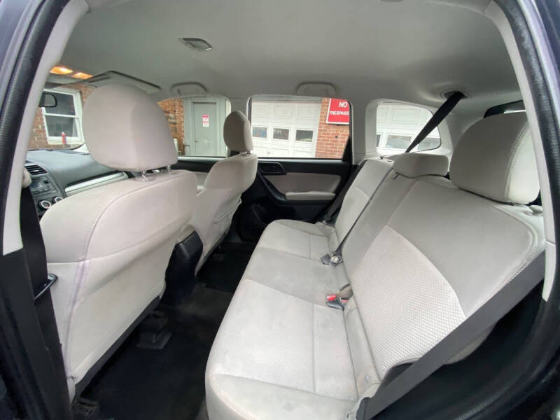 2015 Subaru Forester 2.5i