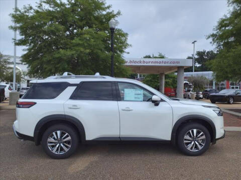 2023 Nissan Pathfinder for sale at BLACKBURN MOTOR CO in Vicksburg MS