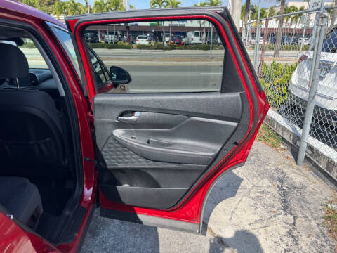 2020 Hyundai Santa Fe SE