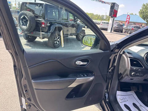 2019 Jeep Cherokee