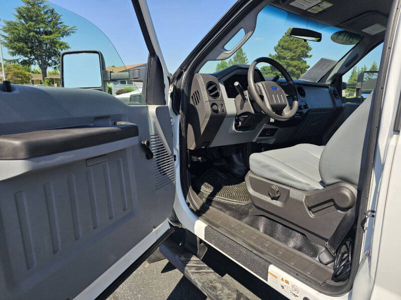 2013 Ford F-550 Super Duty