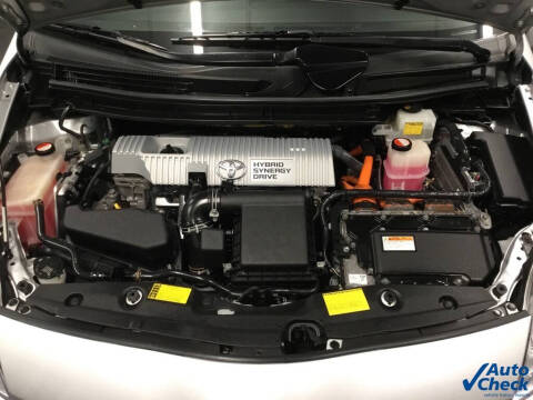 2015 Toyota Prius Three