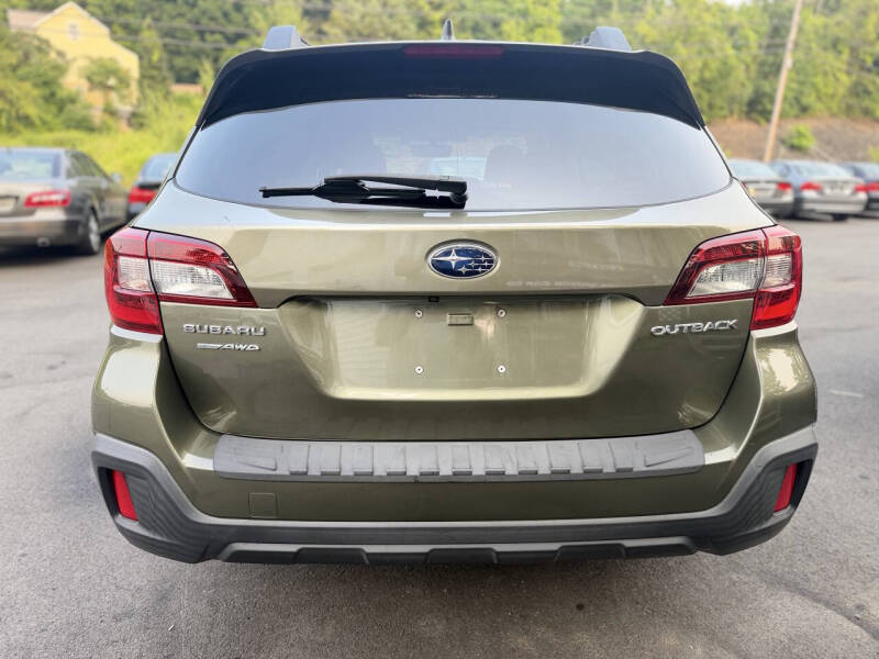 2018 Subaru Outback 2.5i Premium
