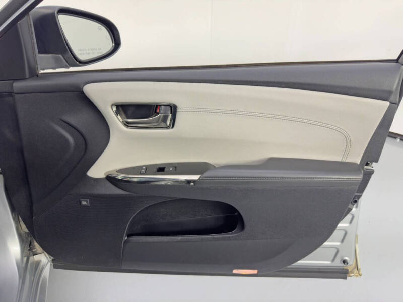 2016 Toyota Avalon Limited