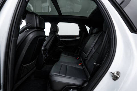 2024 Porsche Cayenne