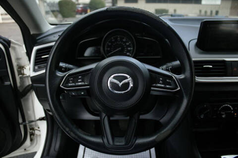 2017 Mazda MAZDA3 Sport