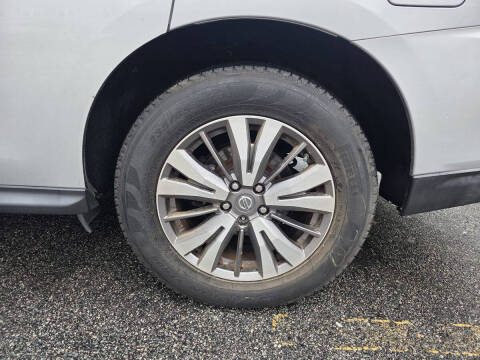 2019 Nissan Pathfinder SV