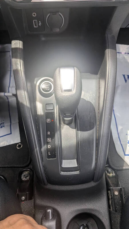 2023 Nissan Kicks S