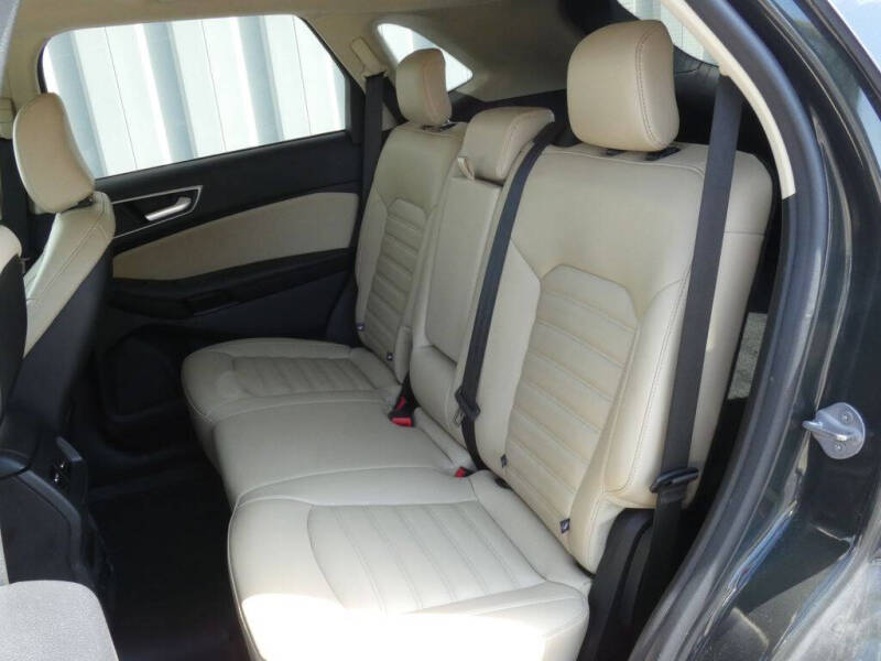 2023 Ford Edge SEL