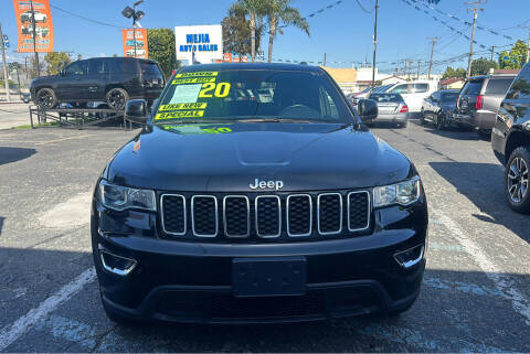 2020 Jeep Grand Cherokee Laredo