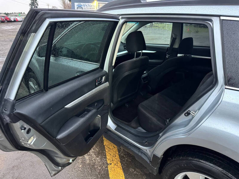 2013 Subaru Outback 2.5i Premium