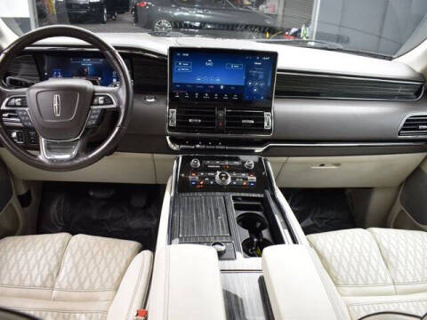 2023 Lincoln Navigator L Black Label