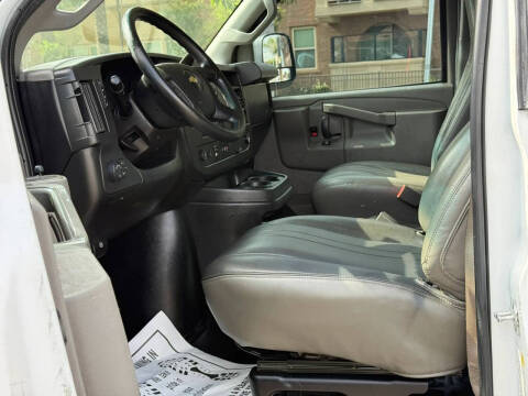 2020 Chevrolet Express 2500