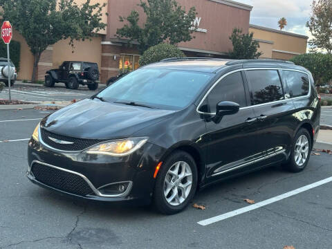 2017 Chrysler Pacifica